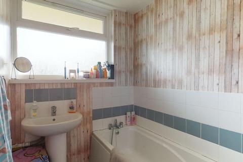 26 Lancaster Close, Newington, Ramsgate, CT12 6PD