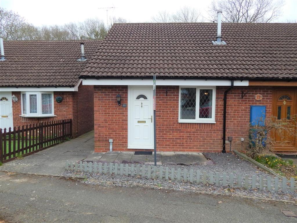 Banners Lane, Redditch 1 bed semidetached bungalow £725 pcm (£167 pw)