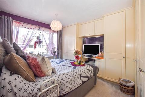 22 Arncliffe Way, Cottingham, HU16 5DH