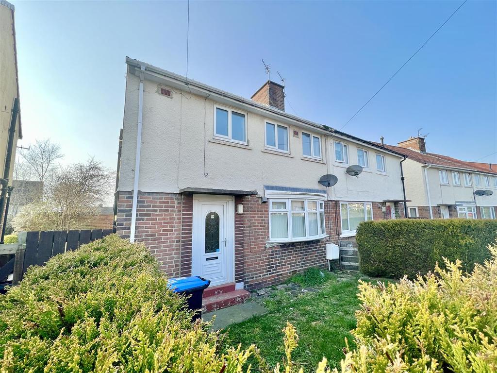 Broom Crescent, Ushaw Moor, Durham 3 bed semidetached house £99,950