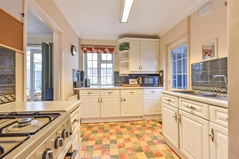 23 Ashfield Road, Andover, SP10 3PE
