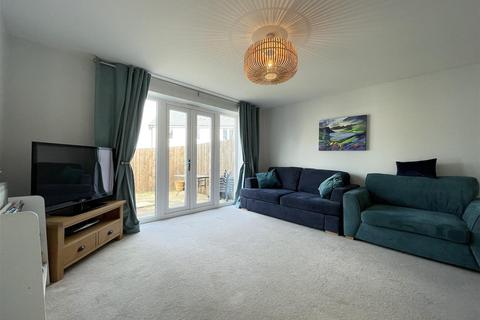 34 Fairfields, Probus, Truro, TR2 4FG