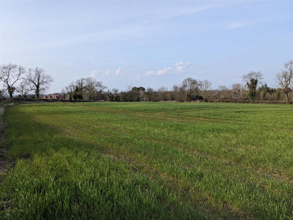 Land at Shearsby Land £115,000