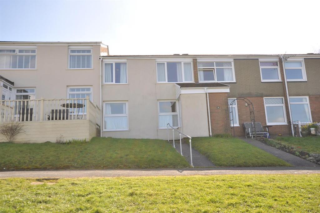 9, Haulfryn, Tregynwr, Carmarthen 3 bed terraced house £130,000