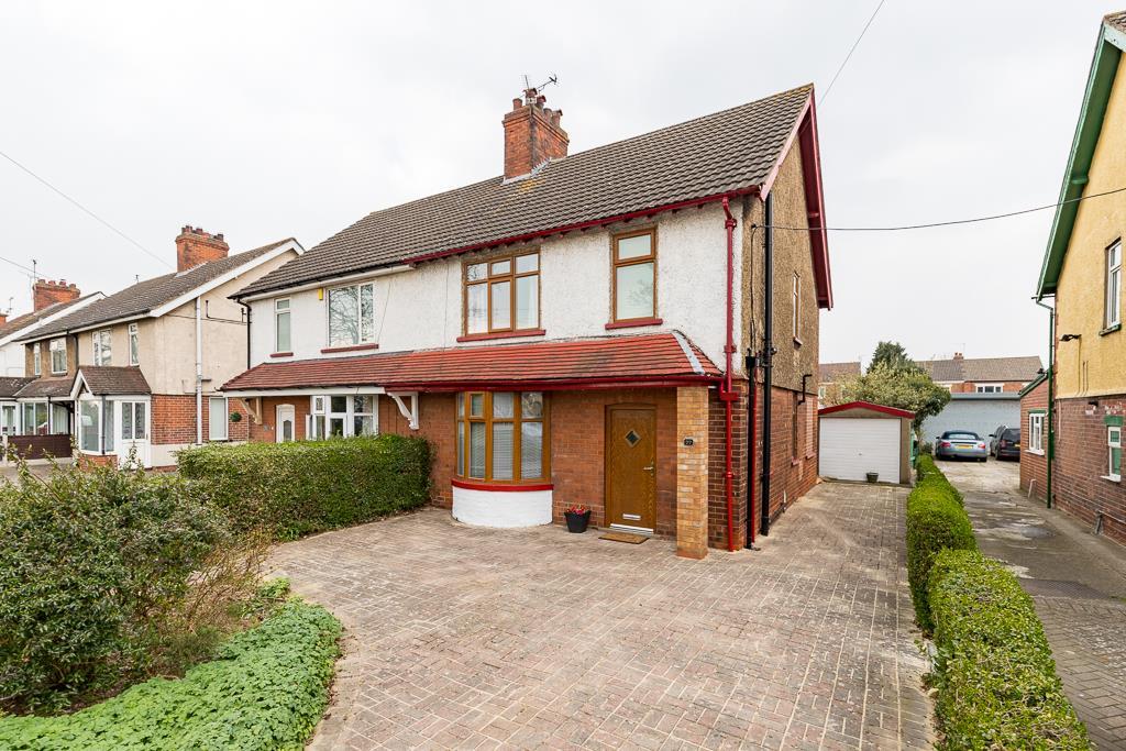 Burringham Road, Scunthorpe 3 bed semidetached house £180,000