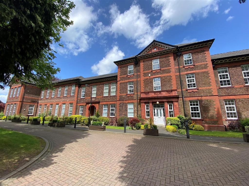 The Uplands, Drive, Macclesfield 1 bed apartment for sale £