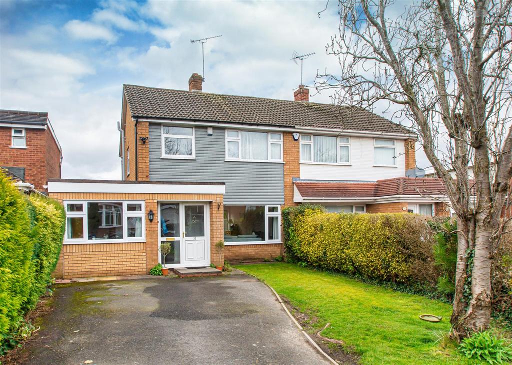 33 York Gardens, Wolverhampton 4 bed semidetached house £354,950