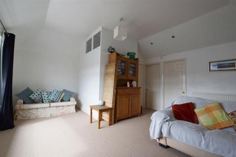 3 bedroom apartment for sale - High Street, Saundersfoot