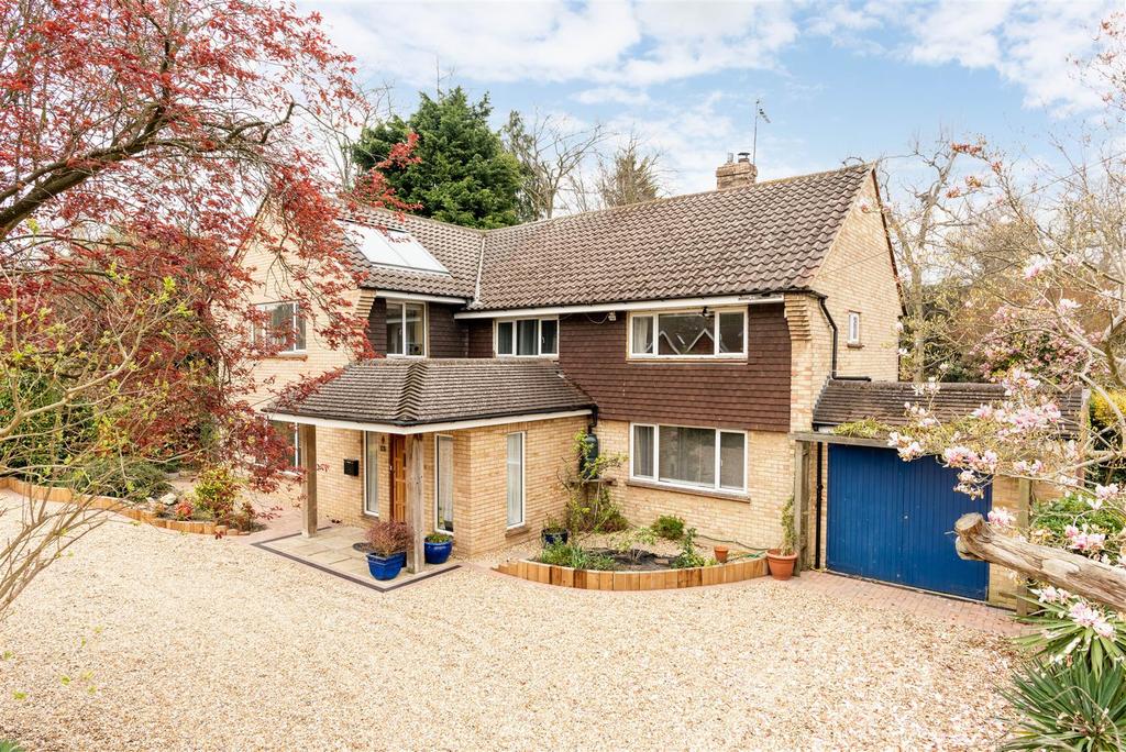 Eastwick Road, Hersham, WaltonOnThames 5 bed detached house £1,500,000