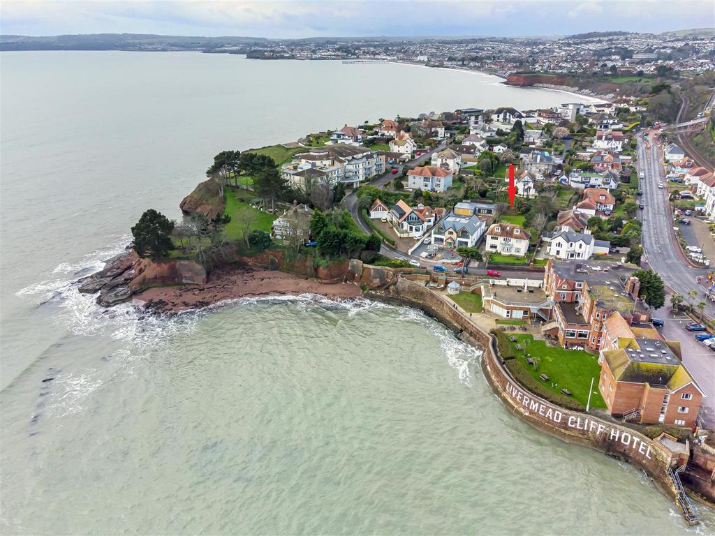 Cliff Road, Torquay 5 bed detached house for sale £900,000