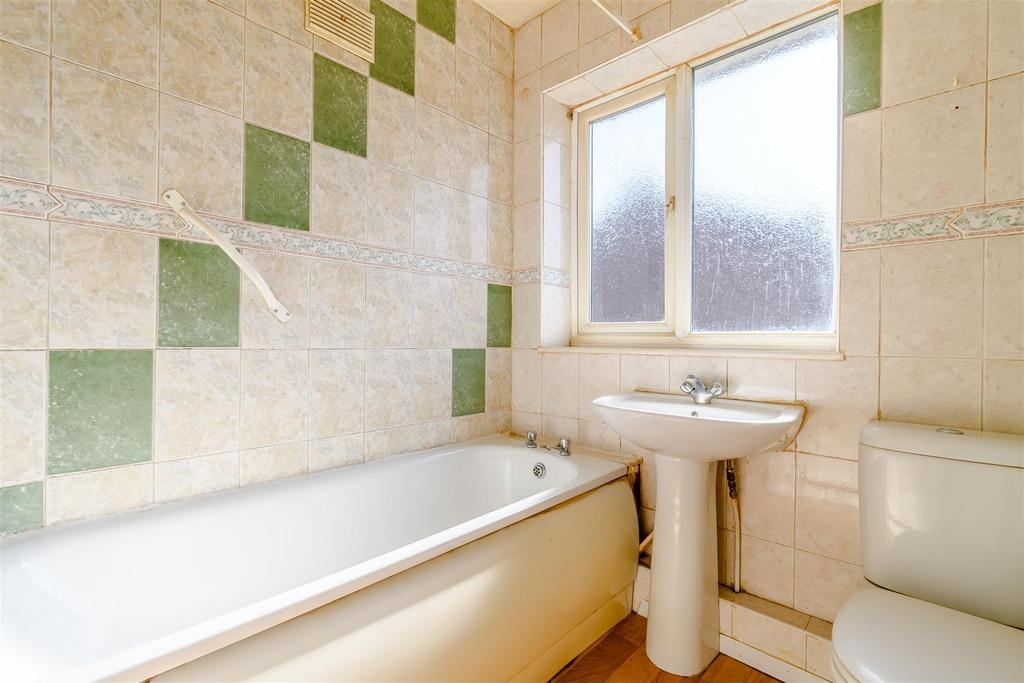 8496477-interior01.jpg