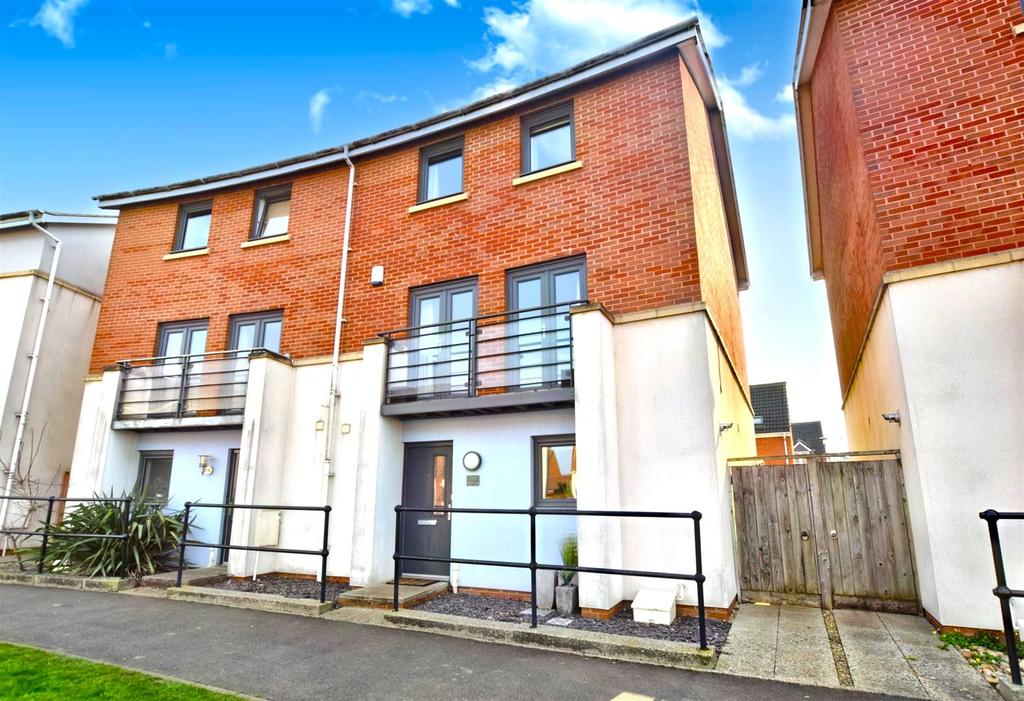 Phoenix Way, Portishead 4 bed townhouse £530,000