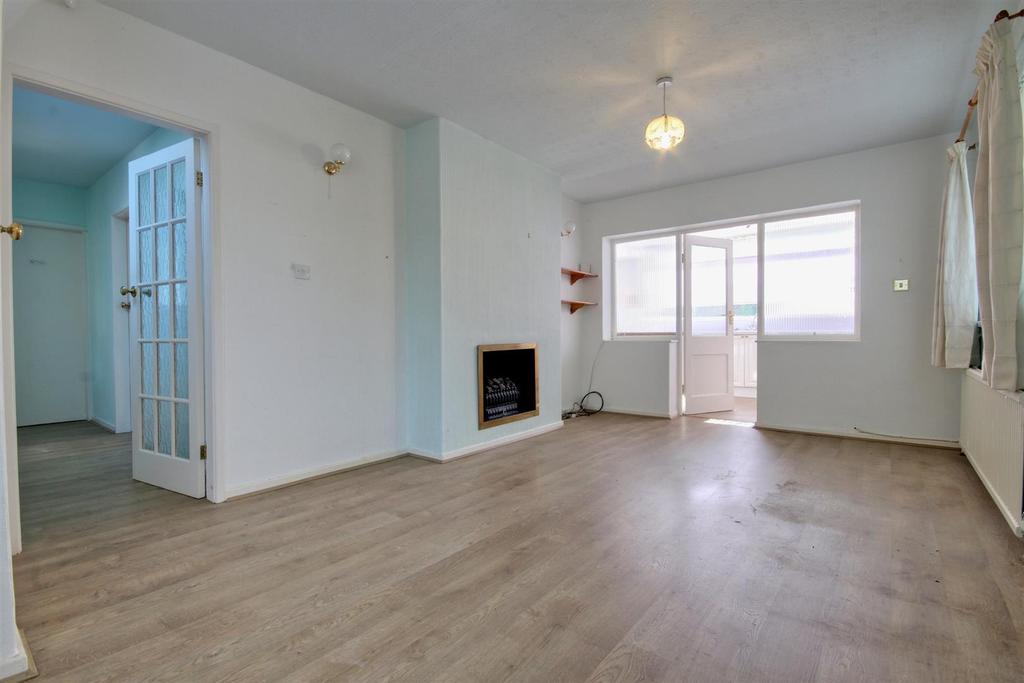 Lounge Dining Room