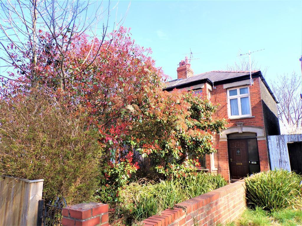 Cranbrook Avenue, Hull, HU6 7TY 3 bed terraced house £82,500