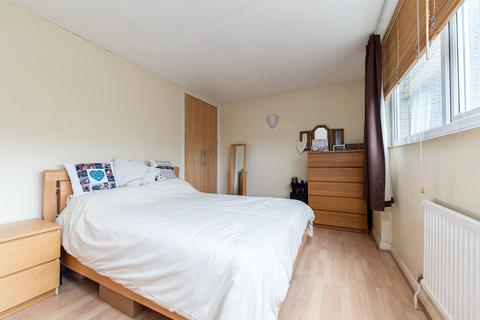 2 bedroom maisonette for sale - Bourne Way Hayes BR2