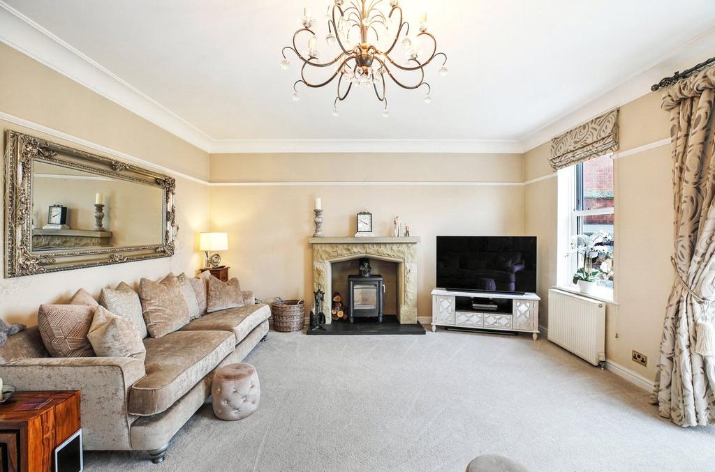 The Old Woodyard, Stocksmoor Road, Midgley, Wakefield, WF4 4 bed detached house £675,000