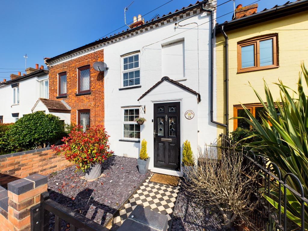 Brandon Road, Watton, IP25 3 bed terraced house £220,000