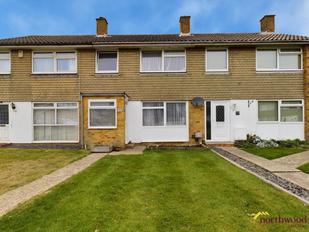 Seven Sisters Road, Eastbourne, BN22 3 bed terraced house £300,000