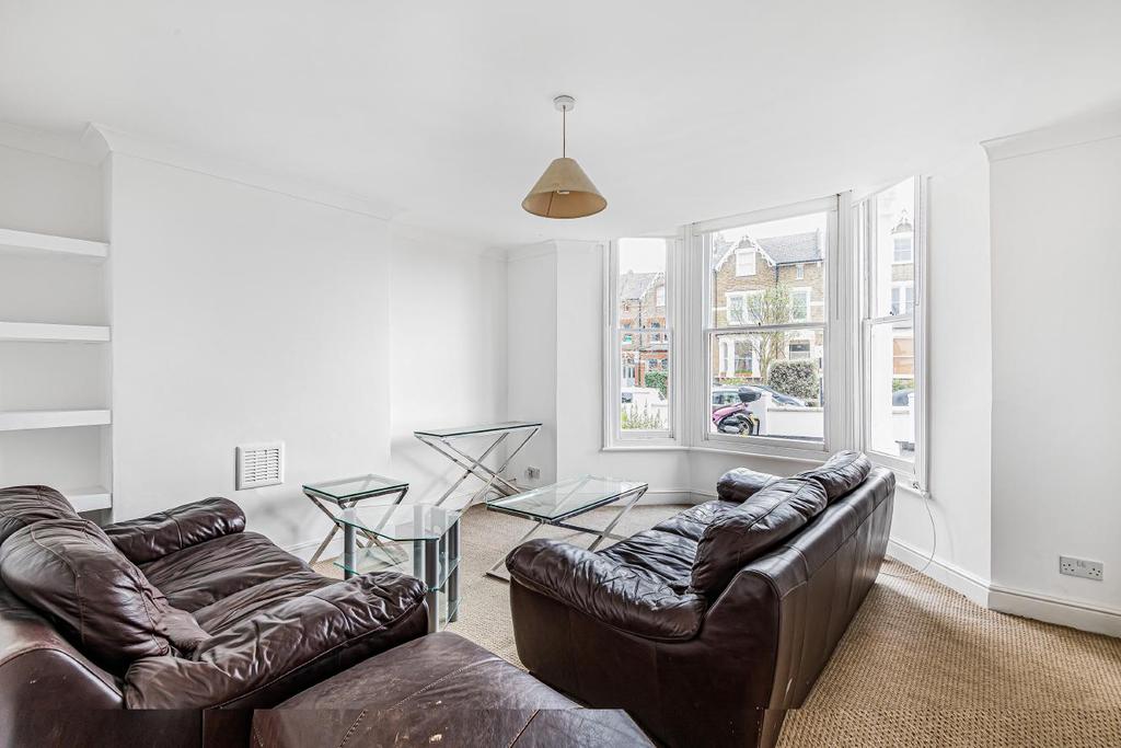 Culverden Road, Balham 2 bed flat £550,000
