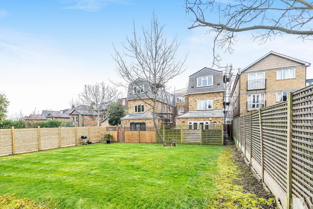 Culverden Road, Balham 2 bed flat £550,000