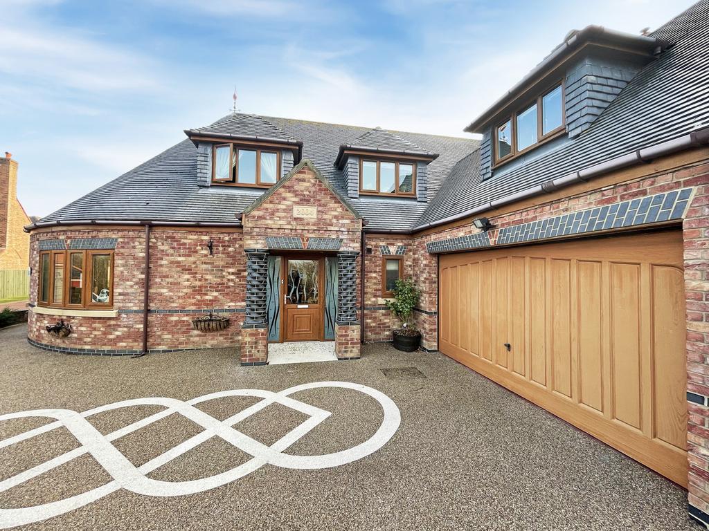 Kingfisher Close, Hartlepool, TS26 4 bed detached house for sale £550,000