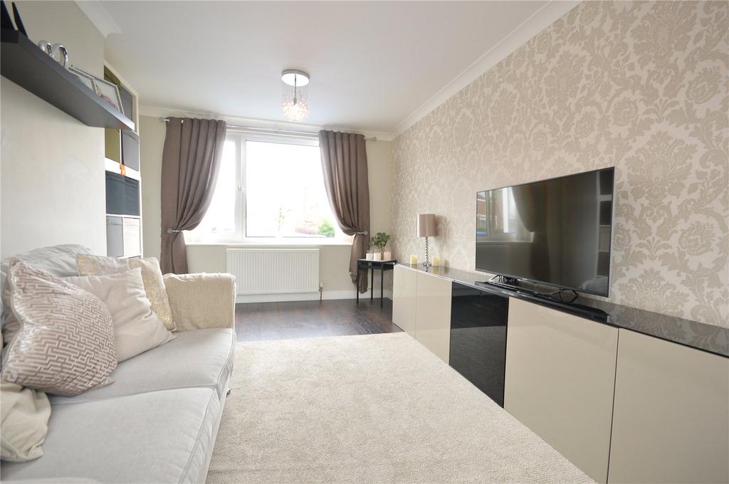 Ringway, Garforth, Leeds 6 bed semidetached house £350,000