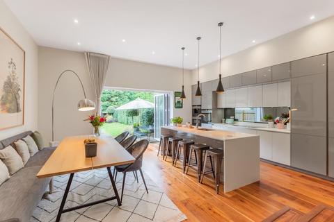 142 Chobham Road, Ascot, SL5 0HU