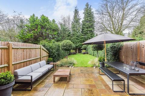 142 Chobham Road, Ascot, SL5 0HU
