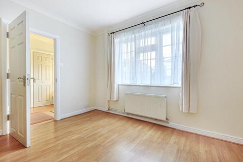 33 Sutherland Avenue, Sunbury-on-thames, TW16 6LL
