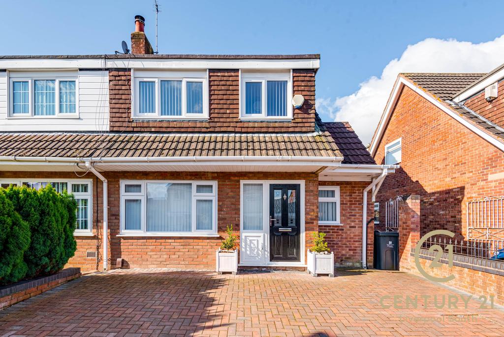 Helston Avenue, Liverpool, L26 3 bed semidetached house £220,000