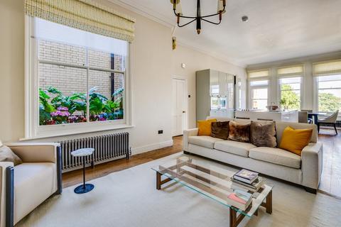 4 bedroom apartment to rent, Cranley Mansions, Gloucester Road, London