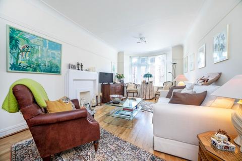 undefined, Parkview Court, SW6