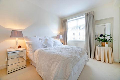 undefined, Parkview Court, SW6