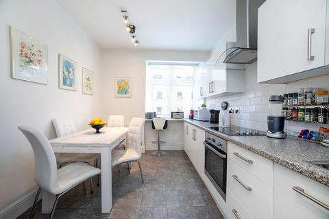 undefined, Parkview Court, SW6
