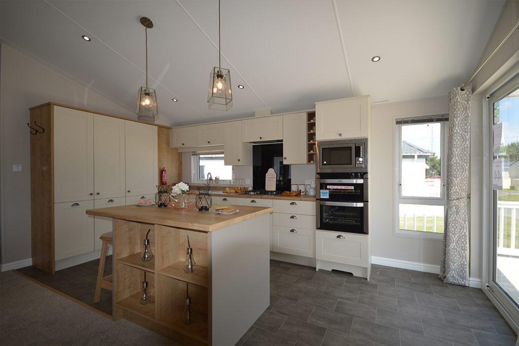 Yarm, North Yorkshire, TS15 2 bed park home for sale £170,000