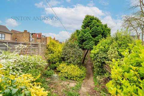 3 Carlyle Road, London, W5 4BL