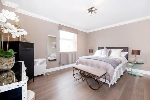 3 bedroom flat to rent, Boydell Court, St John's Wood, St. Johns Wood Park, London