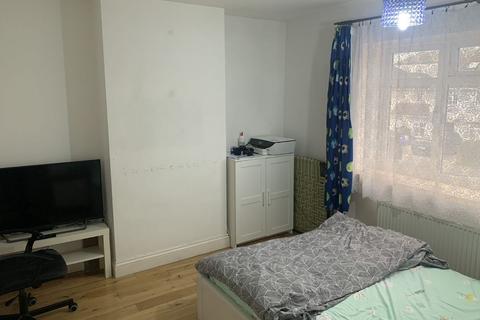 10 Norman Crescent, Hounslow, TW5 9JS
