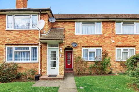 21 Malcolm Court, Stanmore, HA7 4HN