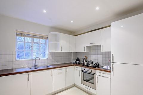 2 bedroom apartment to rent, Fulham Road, London, SW3