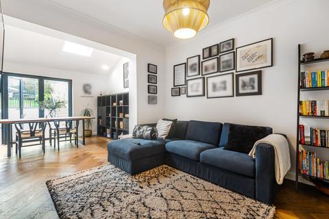 56 Brownspring Drive, London, SE9 3JX