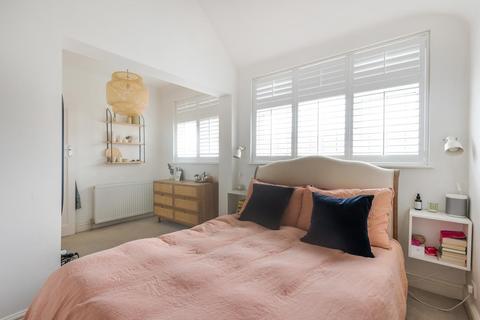 56 Brownspring Drive, London, SE9 3JX
