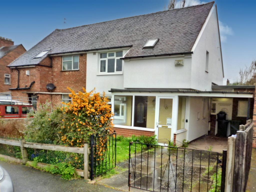 CHURCHILL DRIVE OFF CORBETT CRESCENT, STOURBRIDGE DY8 3 bed semi