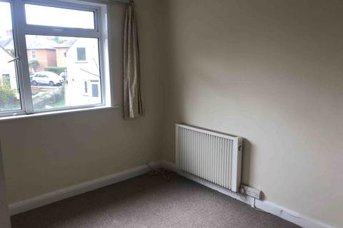 2 bedroom flat to rent, MAIDENHEAD, ST MARKS ROAD