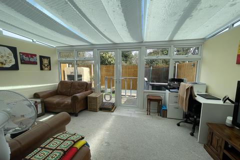 54 Dryden Close, Ilford, IG6 3EA