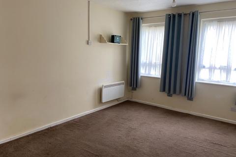 Studio to rent, Cygnus Gardens, Dibden, Southampton, SO45 5UH