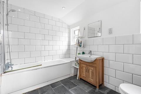 19 Algernon Road, London, SE13 7AT
