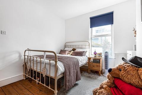 19 Algernon Road, London, SE13 7AT