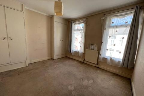 35 Bell Street, Barry, CF62 6JU