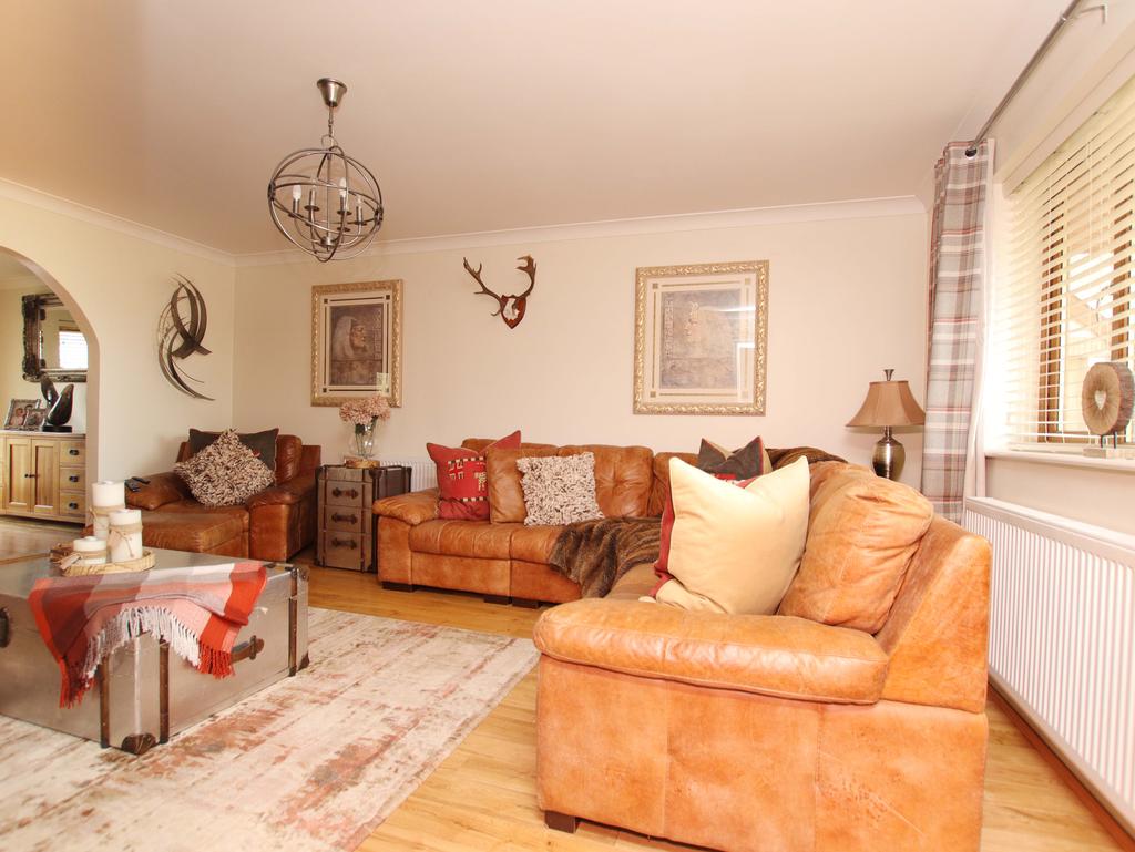 Siloam Close, Tafarnaubach, Tredegar... 4 bed detached house £385,000